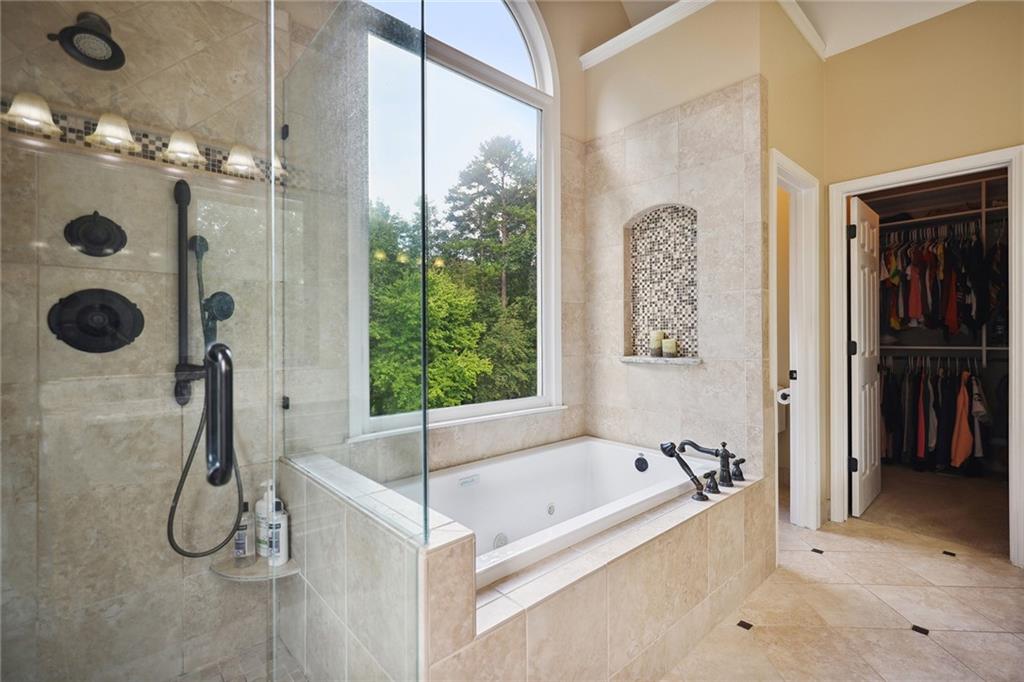 2401 Wood Creek Court
