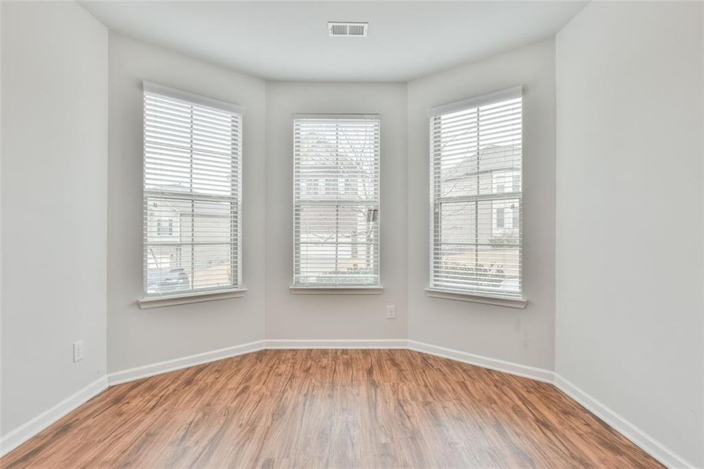 385 LANCE VIEW Lane