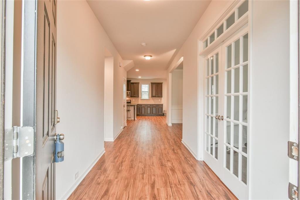 385 LANCE VIEW Lane