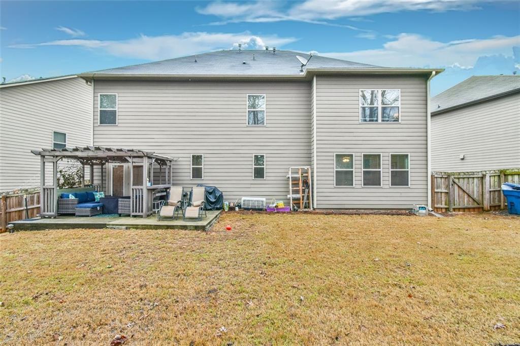 385 LANCE VIEW Lane
