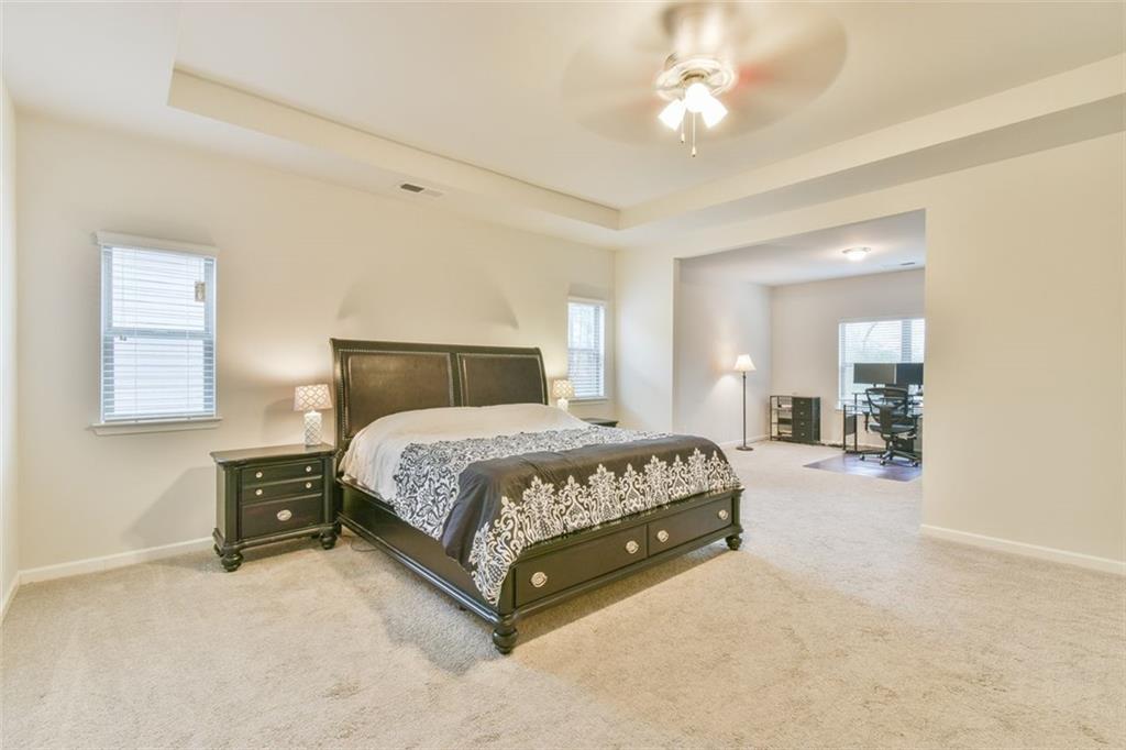 385 LANCE VIEW Lane