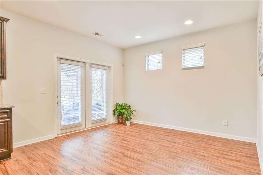 385 LANCE VIEW Lane