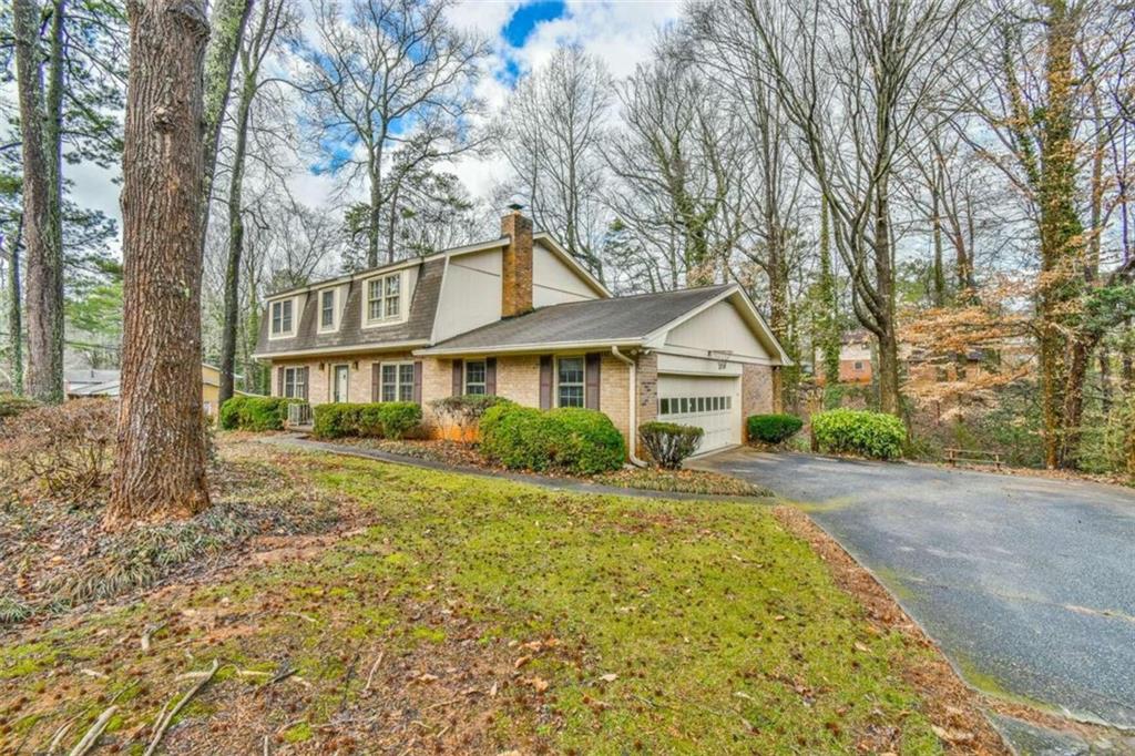 958 Abingdon Court