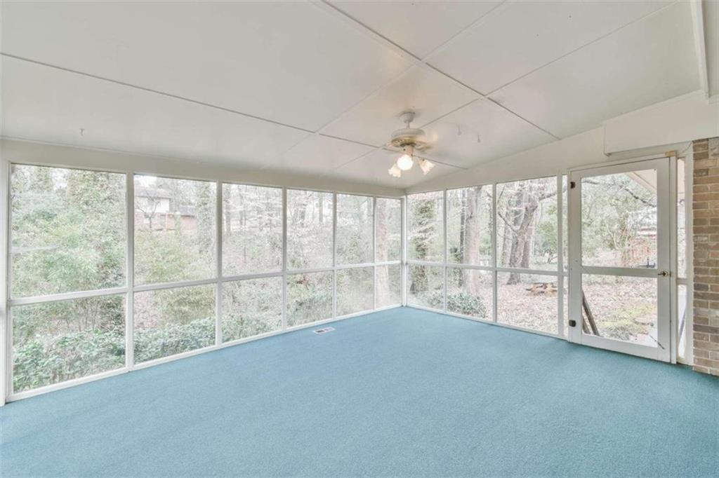 958 Abingdon Court