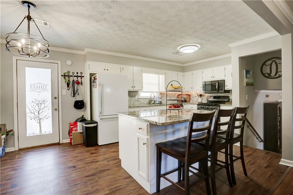 1682 Bennett Road