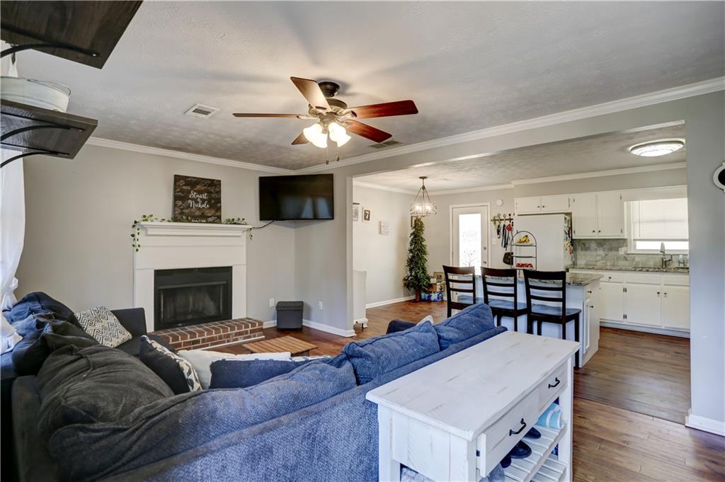 1682 Bennett Road