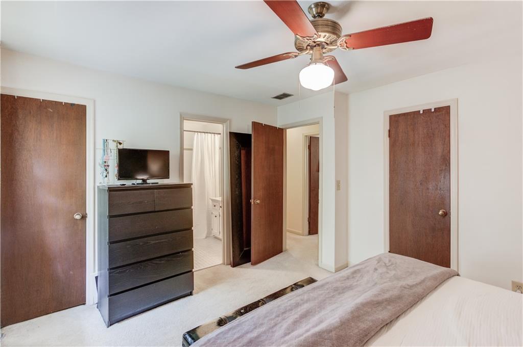 4412 White Oak Drive