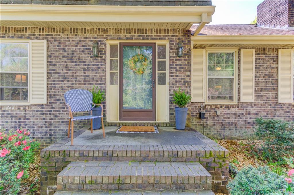 4412 White Oak Drive
