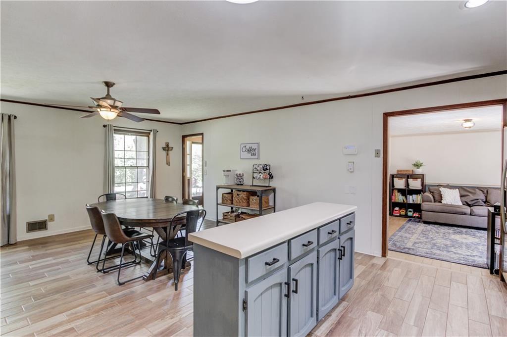 4412 White Oak Drive