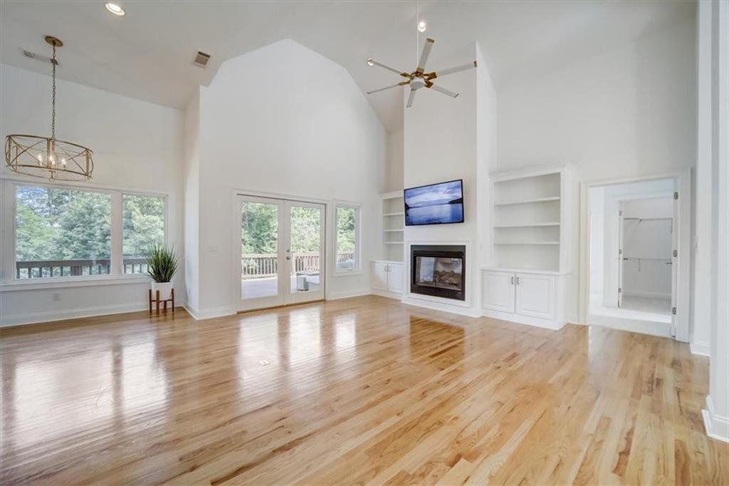 5984 Nachoochee Trail