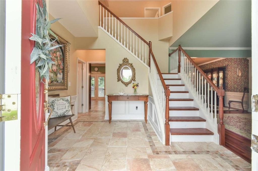 2425 Traywick Chase