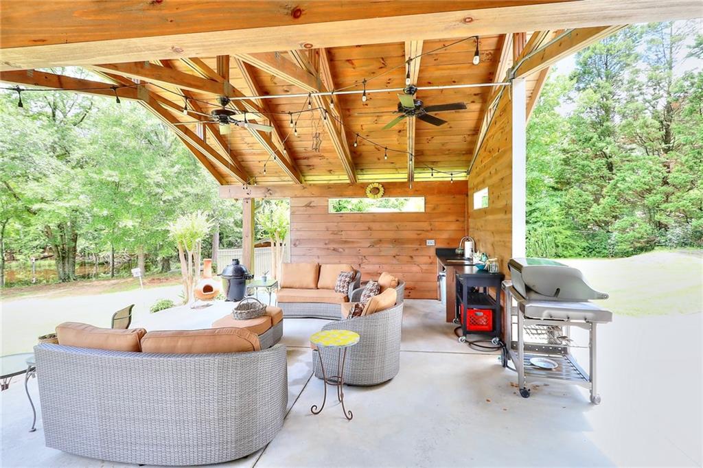 2034 Bennett Road