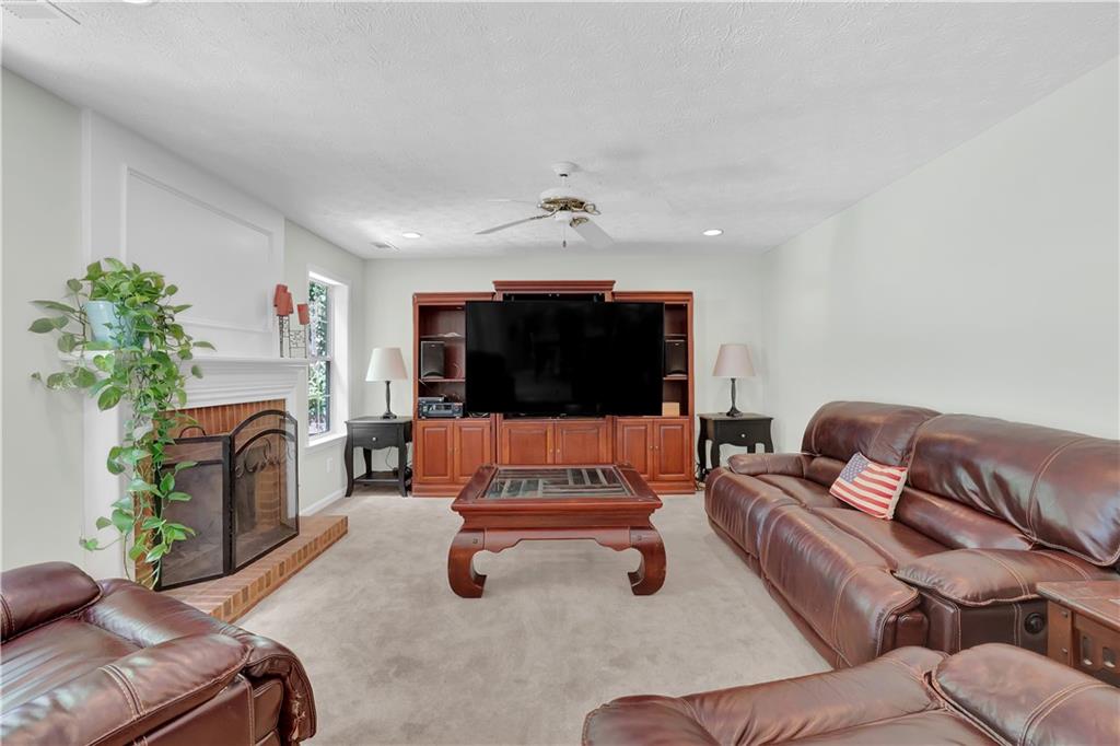 3200 Northcliff Drive
