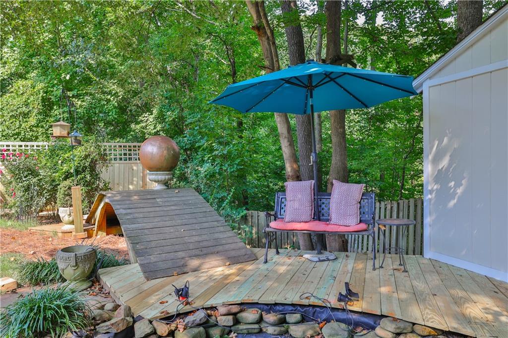 3200 Northcliff Drive