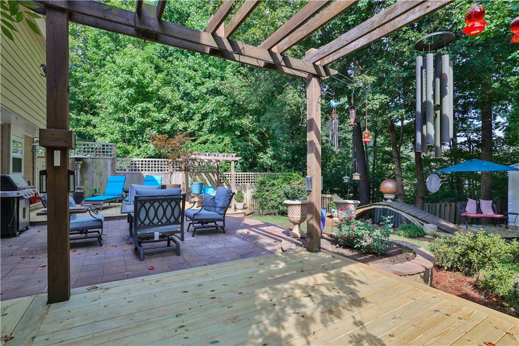 3200 Northcliff Drive