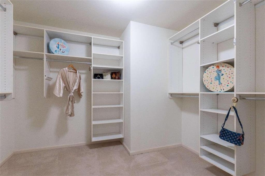 645 Talon View Court