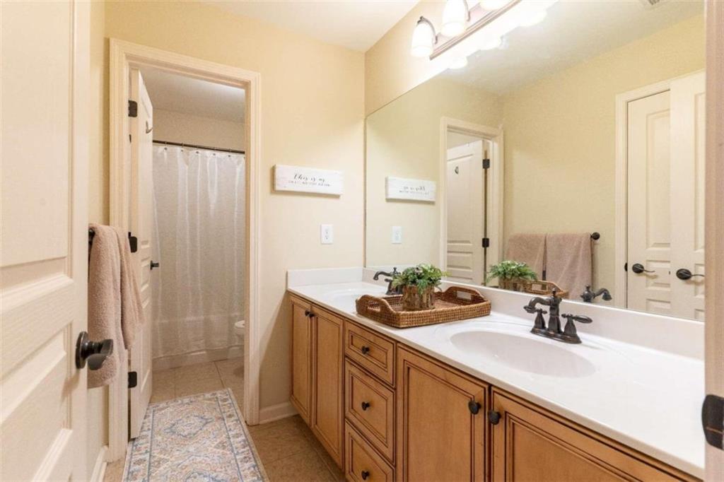 645 Talon View Court