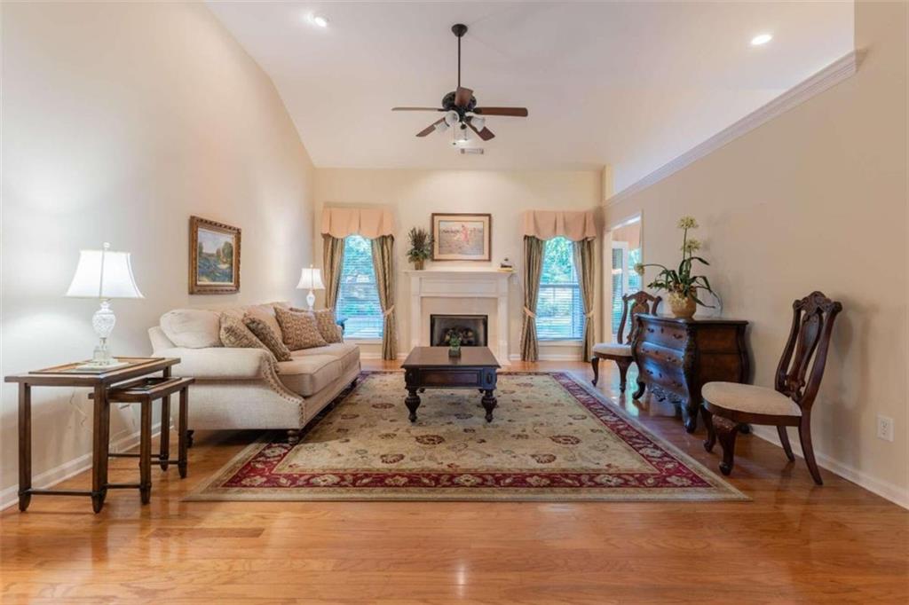 645 Talon View Court