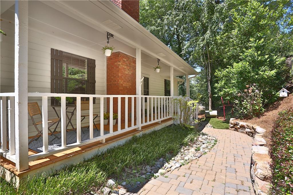 6117 Oak Hill Drive