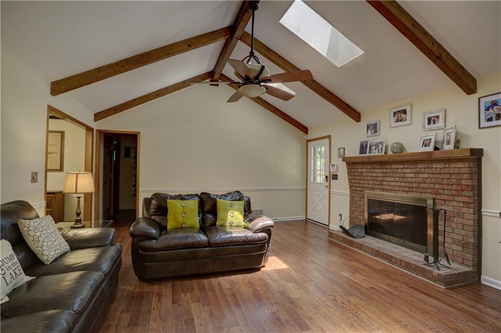 6117 Oak Hill Drive