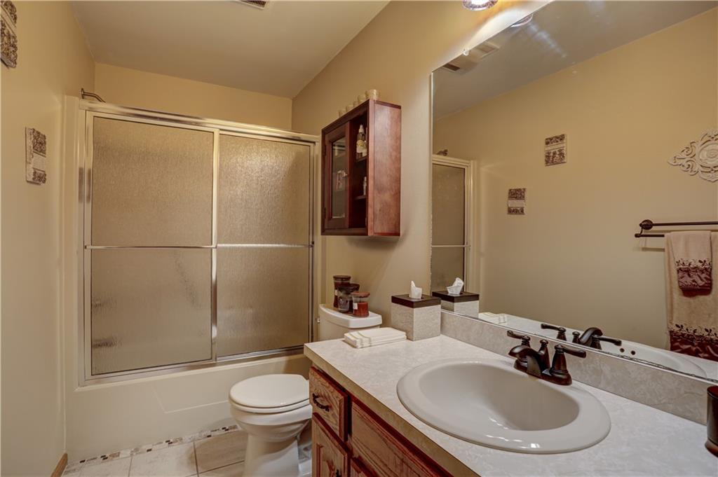 6117 Oak Hill Drive