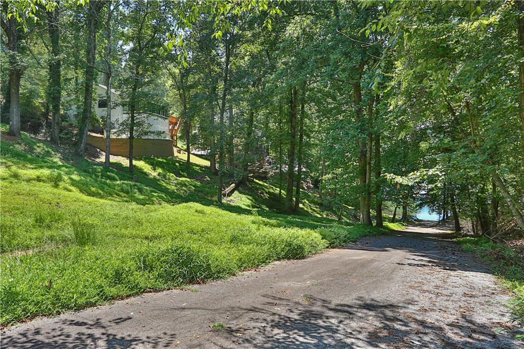 6117 Oak Hill Drive