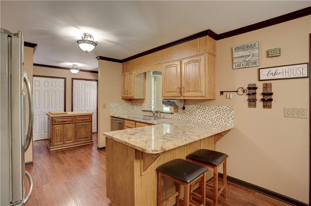 6117 Oak Hill Drive
