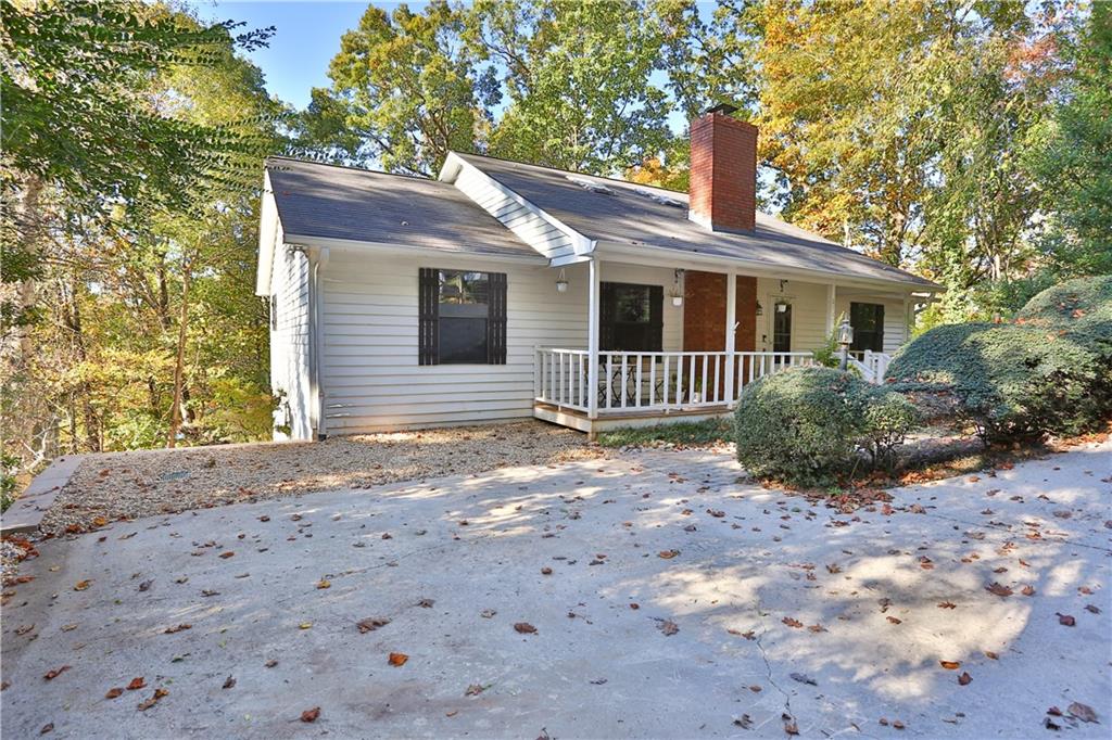 6117 Oak Hill Drive