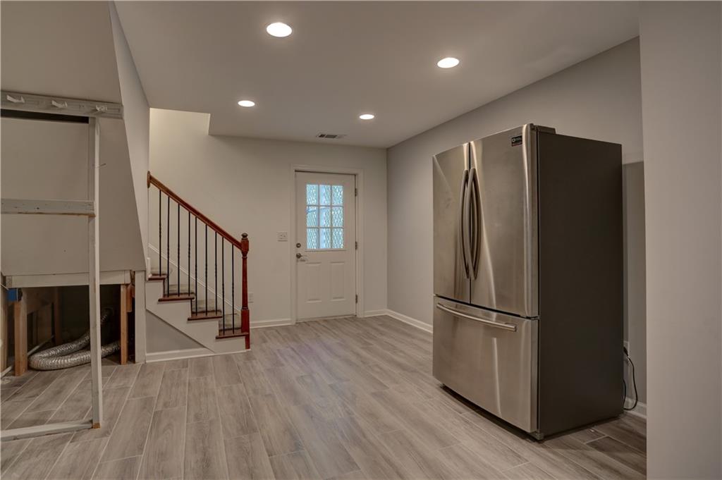 6117 Oak Hill Drive