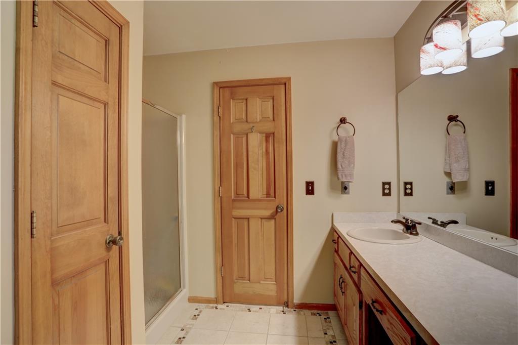 6117 Oak Hill Drive