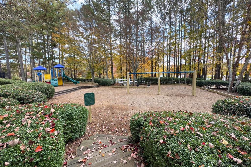 2648 Lake Forest Trail