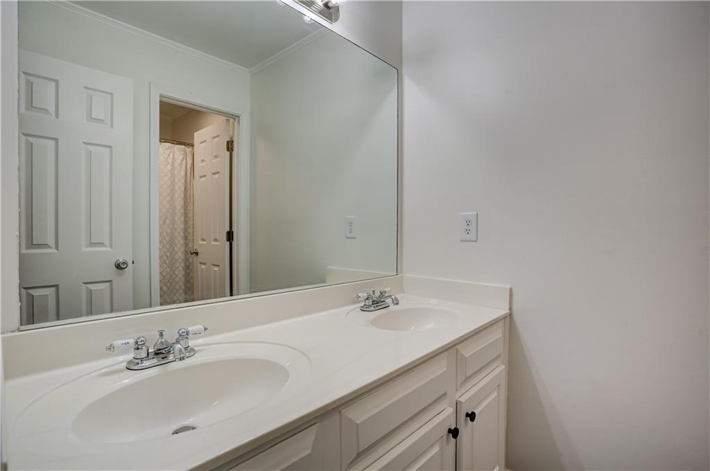2648 Lake Forest Trail