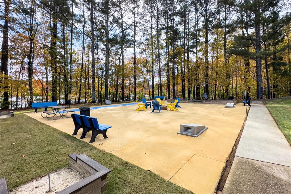 2648 Lake Forest Trail