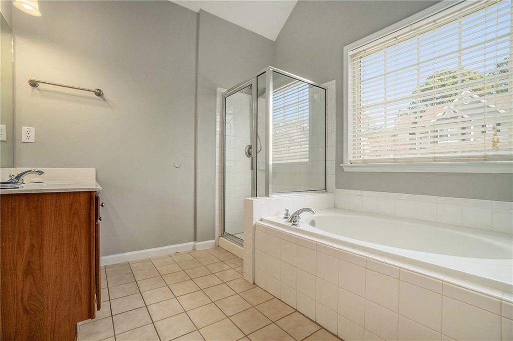 3414 Lantern View Lane