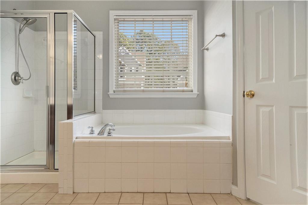 3414 Lantern View Lane
