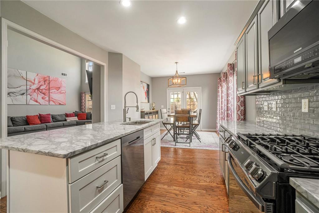 3414 Lantern View Lane