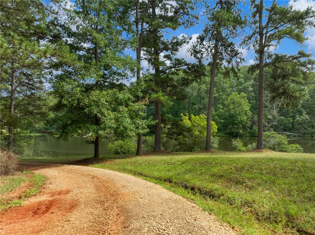3841 Hwy 82