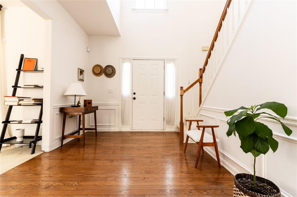 300 KINNER Circle