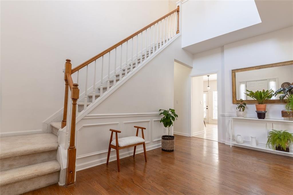 300 KINNER Circle
