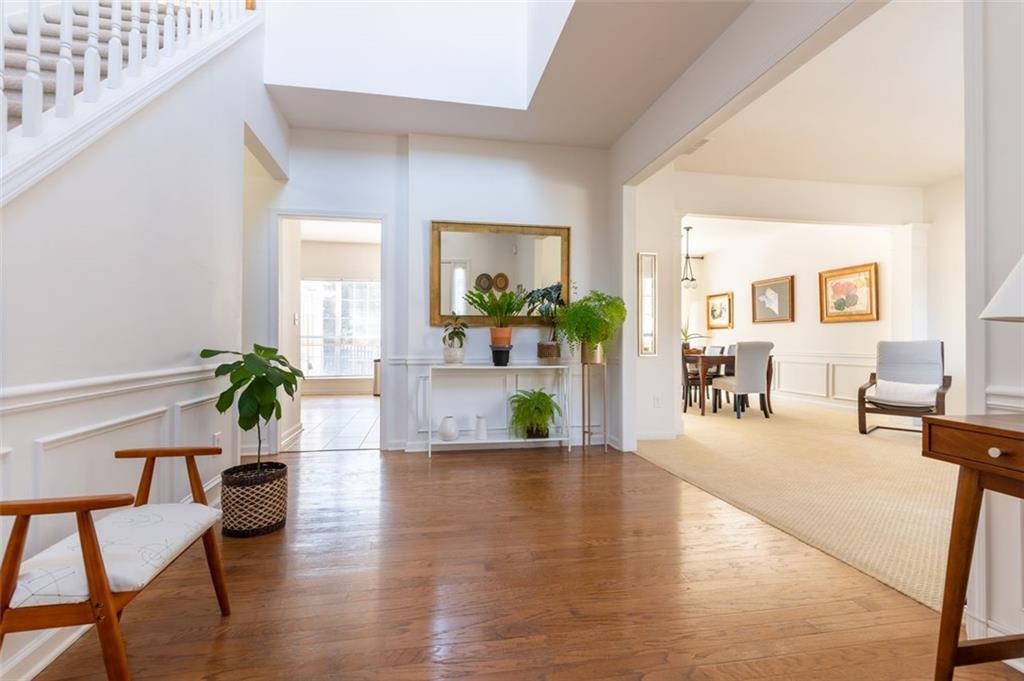 300 KINNER Circle