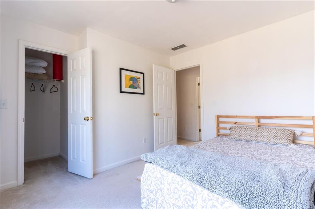 300 KINNER Circle