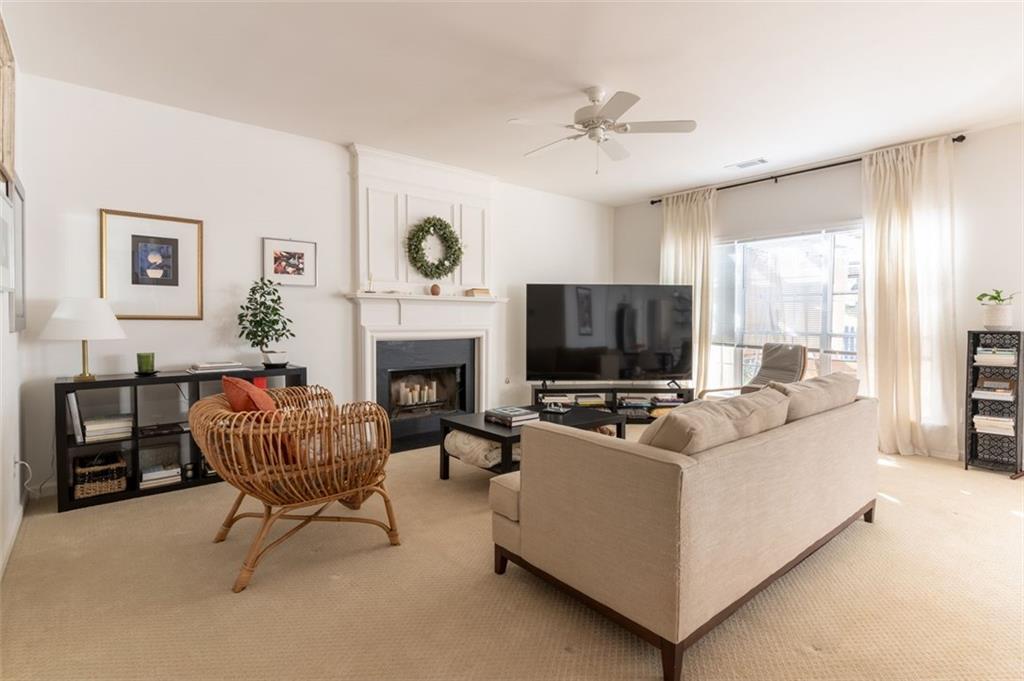 300 KINNER Circle