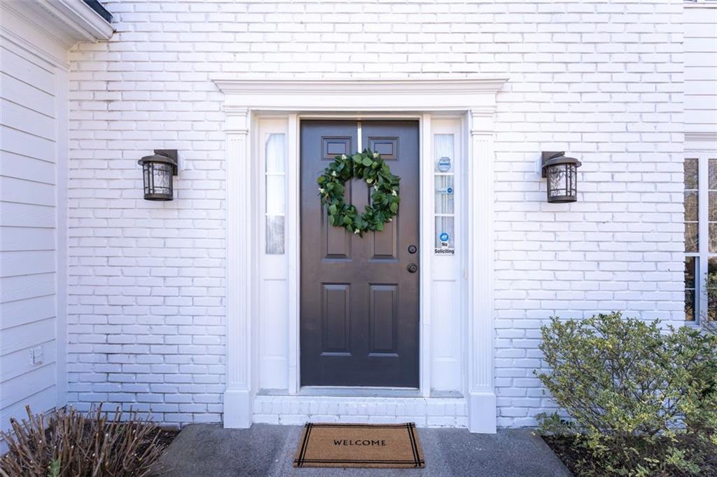 300 KINNER Circle