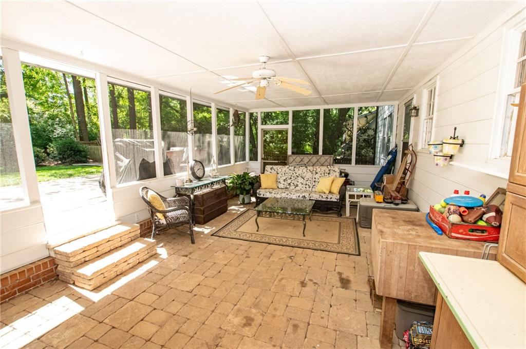 2316 Farm Bell Lane
