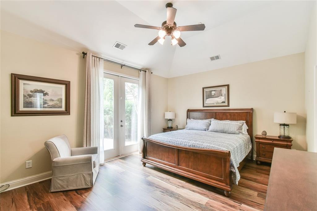 1393 SANDTOWN Green SW