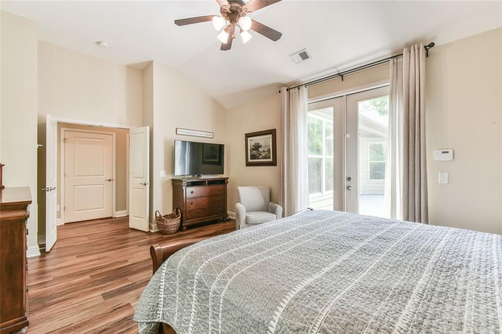1393 SANDTOWN Green SW