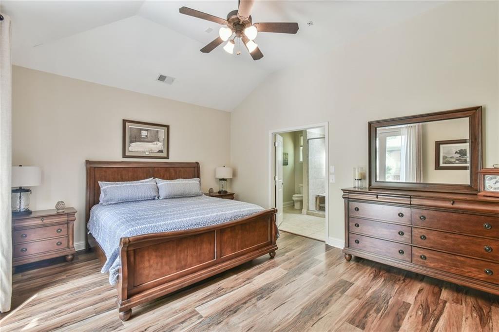 1393 SANDTOWN Green SW