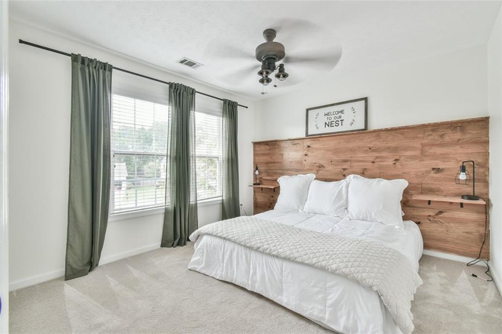 823 GLEN ABBEY Court