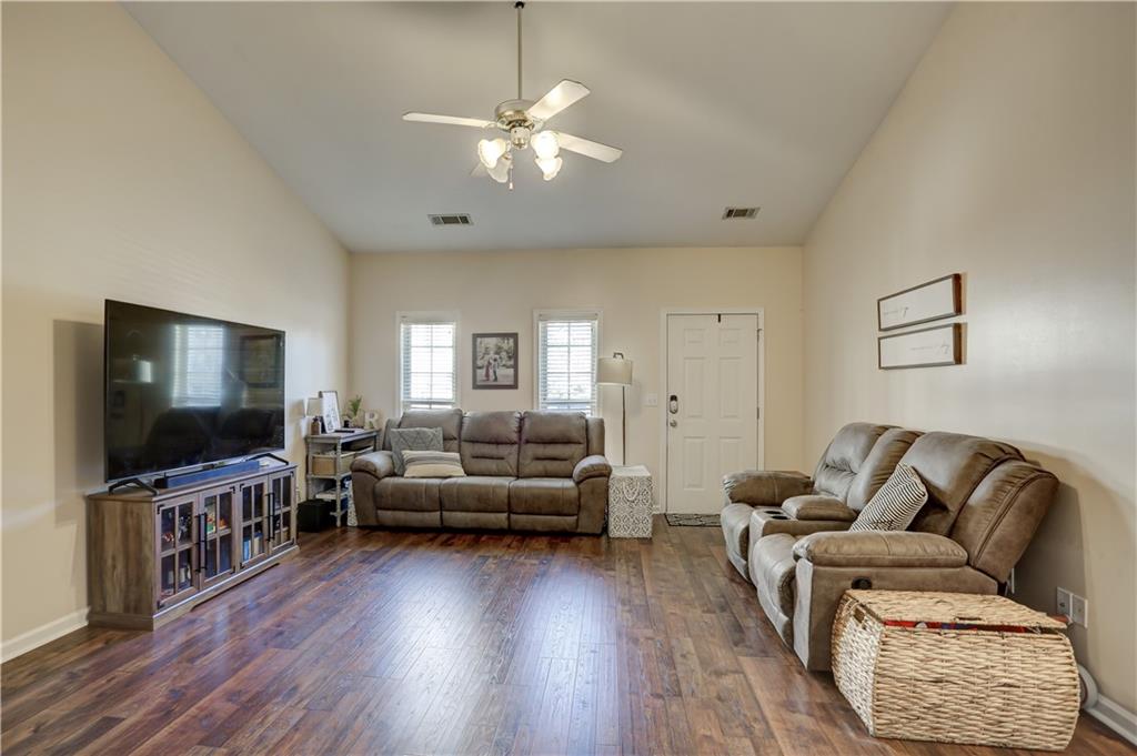 3208 Millgate Court