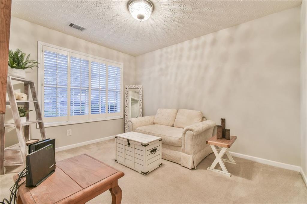 394 Grand Ashbury Lane
